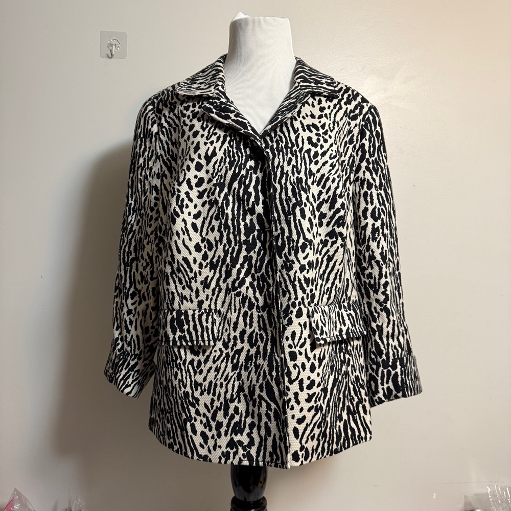 Stylish Black and White Women's Coat